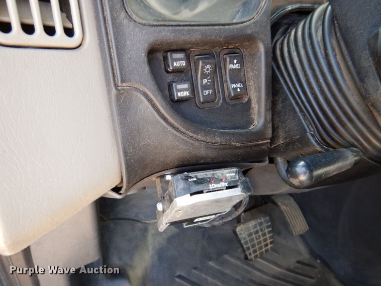 image for item KA9492 2012 International ProStar 113  flatbed truck