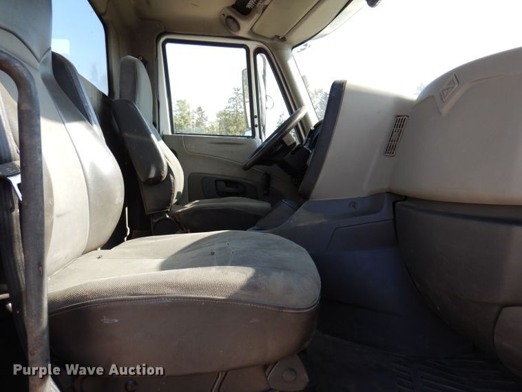 image for item KA9492 2012 International ProStar 113  flatbed truck