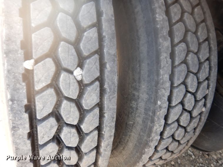 image for item KA9492 2012 International ProStar 113  flatbed truck