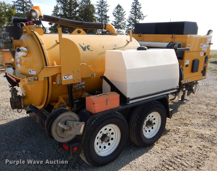 image for item KA9493 2012 Vermeer V500LE-HD  vacuum excavator