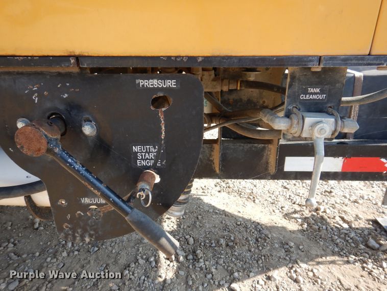 image for item KA9493 2012 Vermeer V500LE-HD  vacuum excavator