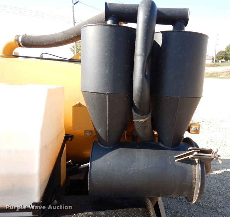 image for item KA9493 2012 Vermeer V500LE-HD  vacuum excavator