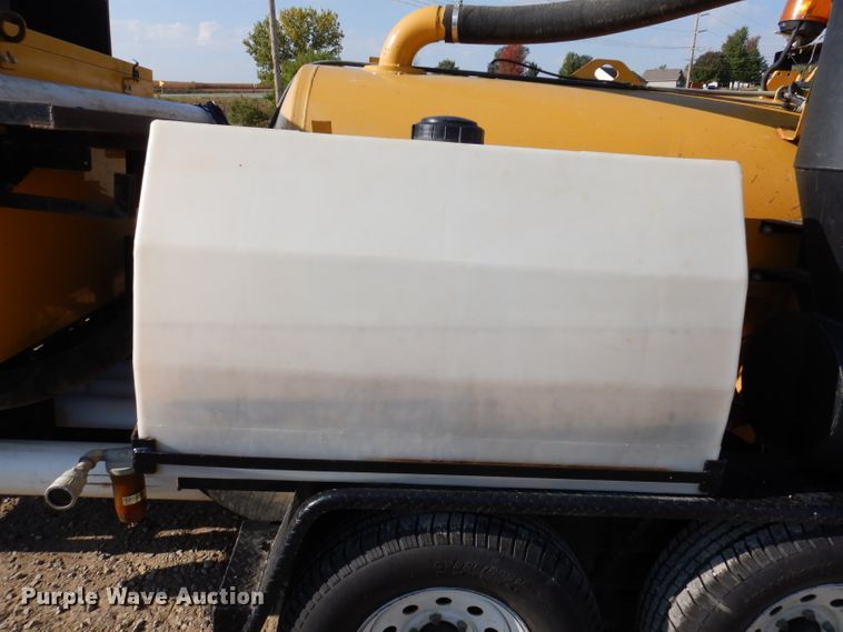 image for item KA9493 2012 Vermeer V500LE-HD  vacuum excavator