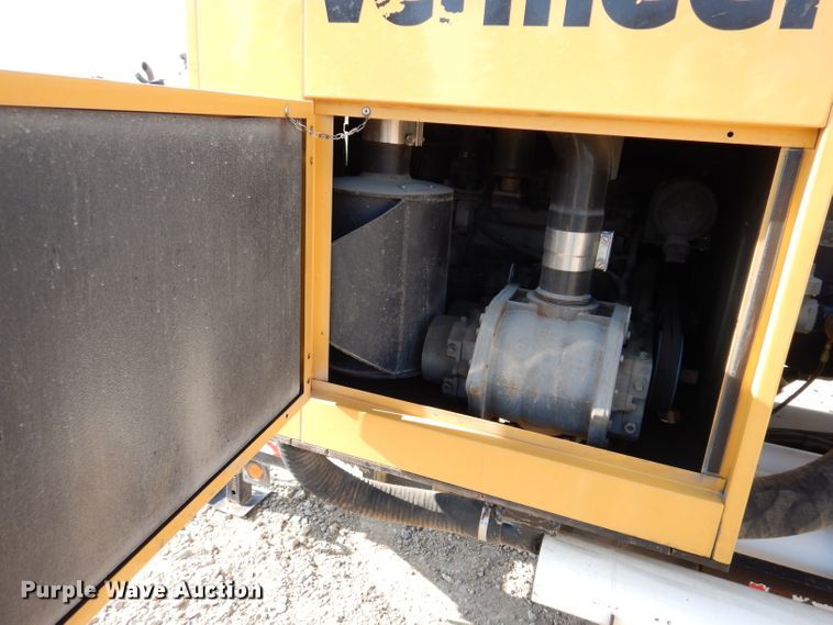 image for item KA9493 2012 Vermeer V500LE-HD  vacuum excavator