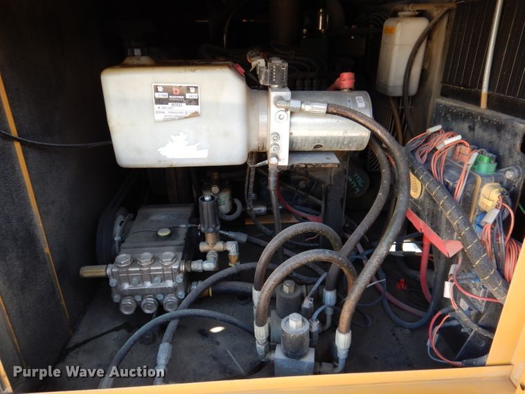 image for item KA9493 2012 Vermeer V500LE-HD  vacuum excavator