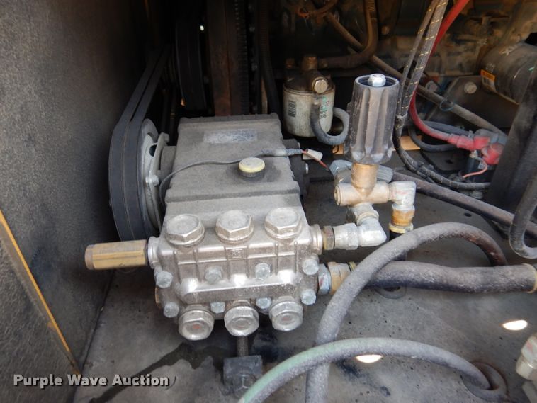 image for item KA9493 2012 Vermeer V500LE-HD  vacuum excavator