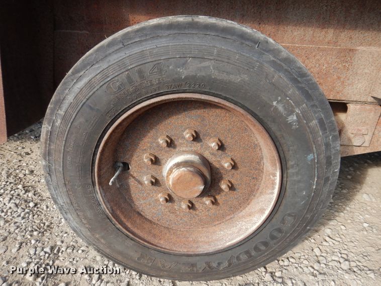 image for item KA9497 2005 Belshe T18  equipment trailer