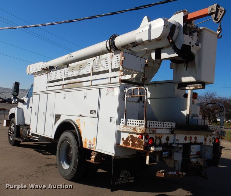 image for item KH9111 2006 Chevrolet C7500  bucket truck