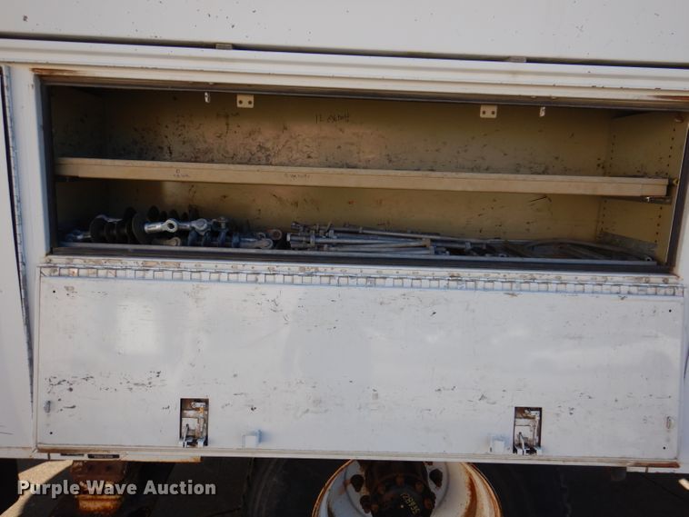 image for item KH9111 2006 Chevrolet C7500  bucket truck