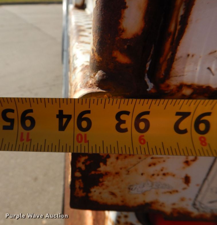 image for item KH9111 2006 Chevrolet C7500  bucket truck