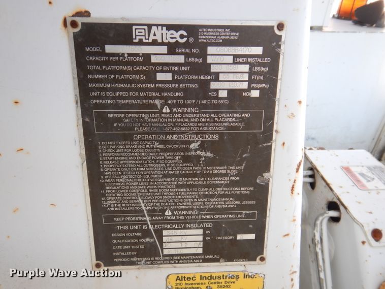 image for item KH9111 2006 Chevrolet C7500  bucket truck