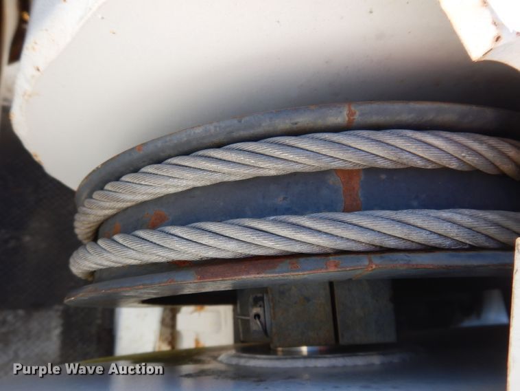 image for item KH9111 2006 Chevrolet C7500  bucket truck