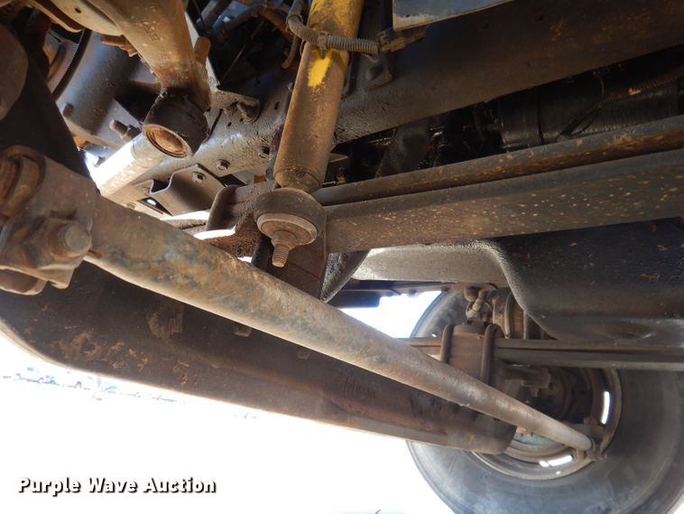 image for item KH9111 2006 Chevrolet C7500  bucket truck