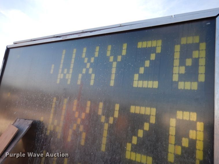 image for item KH9117 2000 Addco  message board trailer