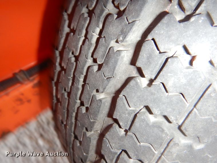 image for item KH9117 2000 Addco  message board trailer