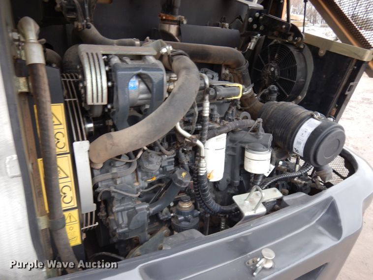 image for item KK9707 2018 Case 321F  wheel loader