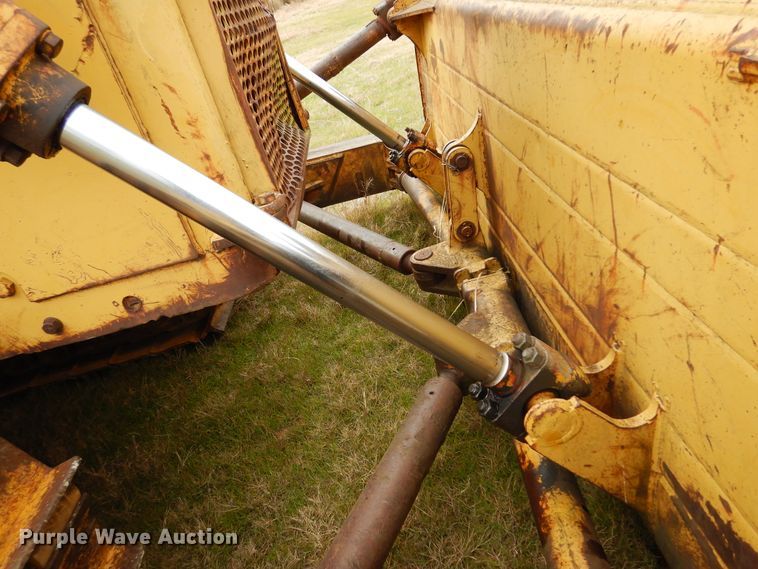 image for item KO9548 1975 Caterpillar D8K  dozer