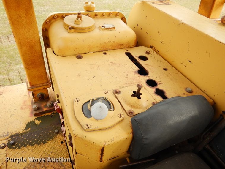 image for item KO9548 1975 Caterpillar D8K  dozer