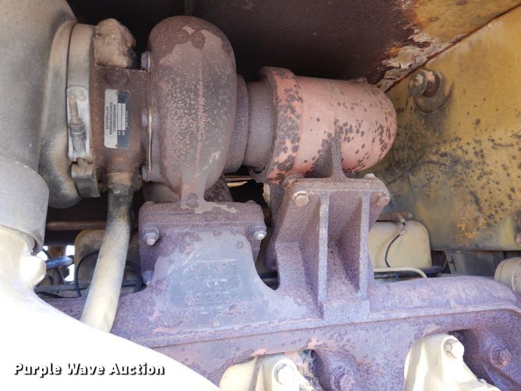 image for item KO9548 1975 Caterpillar D8K  dozer