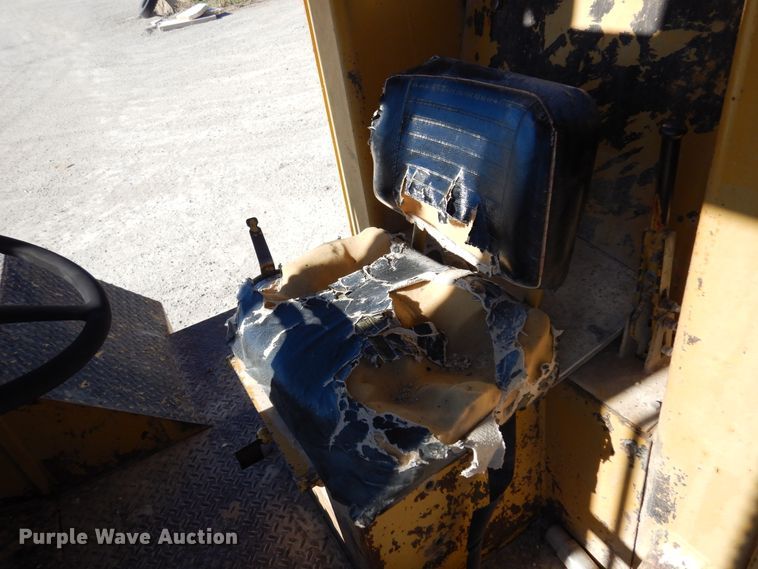 image for item KO9558 Windham W300T81  forklift