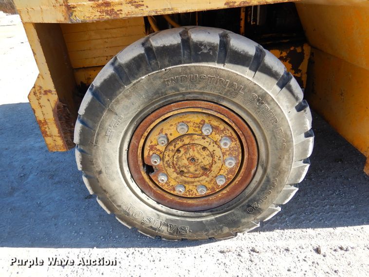 image for item KO9558 Windham W300T81  forklift