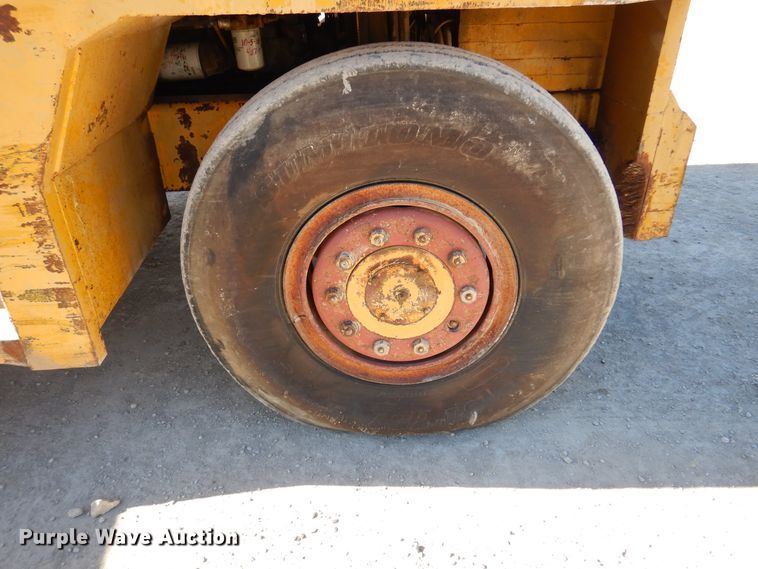 image for item KO9558 Windham W300T81  forklift