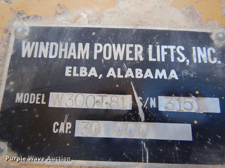 image for item KO9558 Windham W300T81  forklift