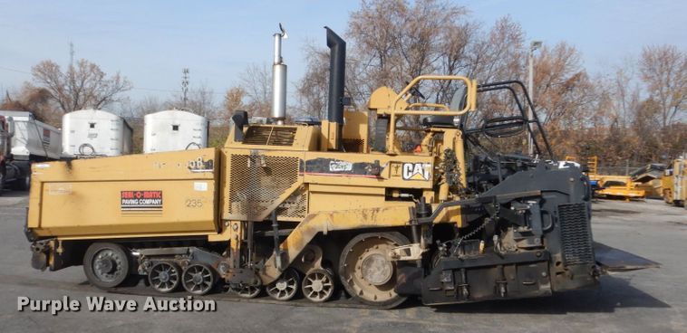 image for item KO9783 2005 Caterpillar AP-1055B  paver