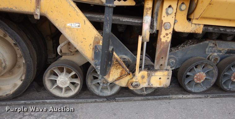 image for item KO9783 2005 Caterpillar AP-1055B  paver