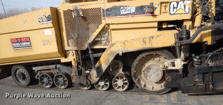 image for item KO9783 2005 Caterpillar AP-1055B  paver