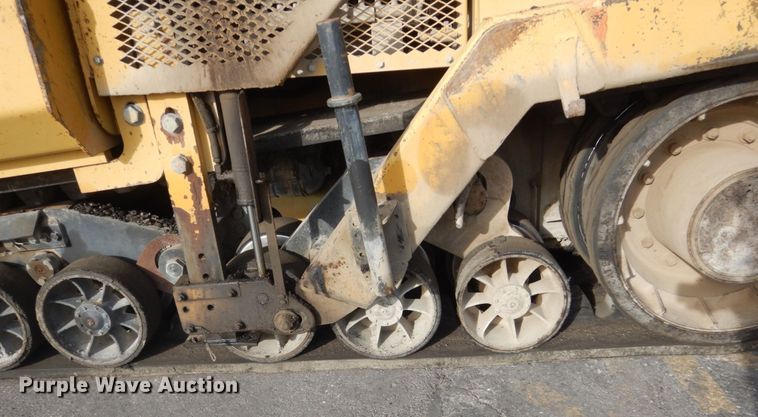 image for item KO9783 2005 Caterpillar AP-1055B  paver