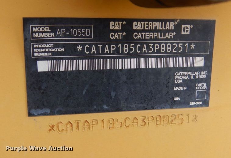 image for item KO9783 2005 Caterpillar AP-1055B  paver