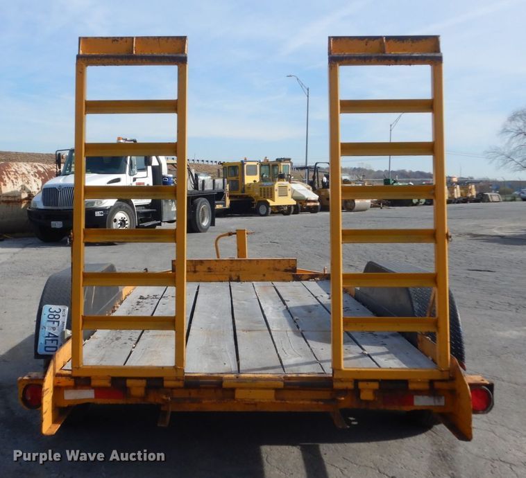 image for item KO9788 1979 Carr  Equipment trailer