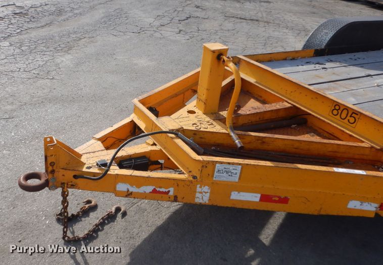 image for item KO9788 1979 Carr  Equipment trailer