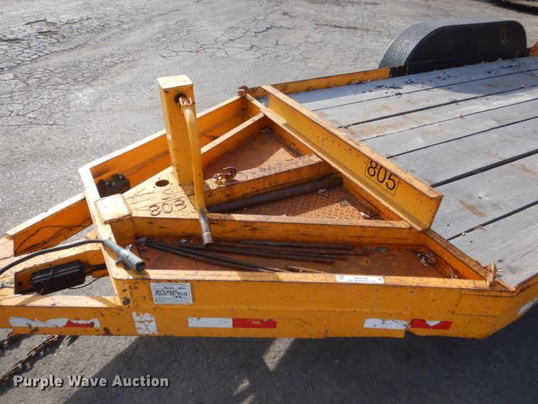 image for item KO9788 1979 Carr  Equipment trailer
