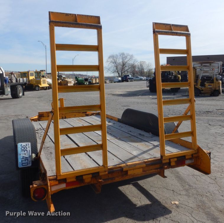 image for item KO9788 1979 Carr  Equipment trailer