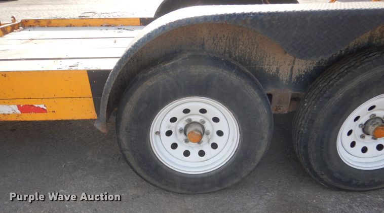 image for item KO9788 1979 Carr  Equipment trailer