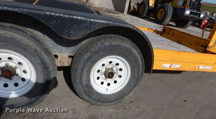 image for item KO9788 1979 Carr  Equipment trailer