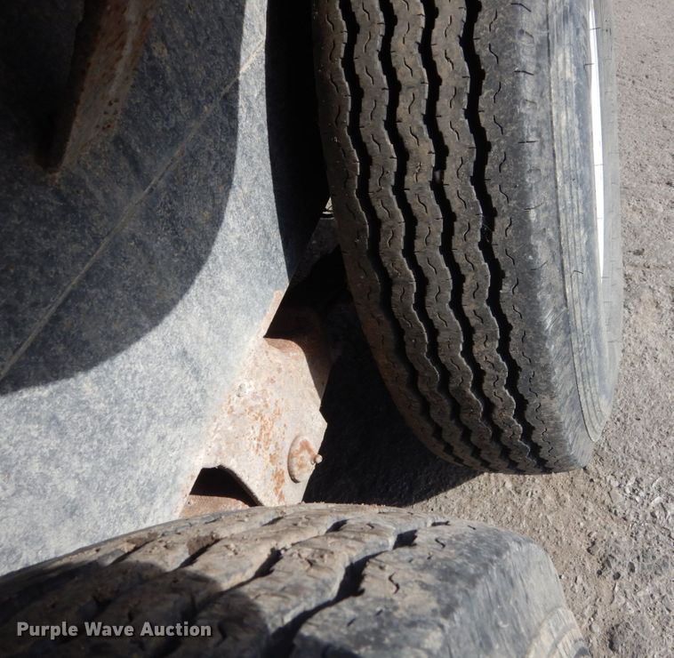 image for item KO9788 1979 Carr  Equipment trailer