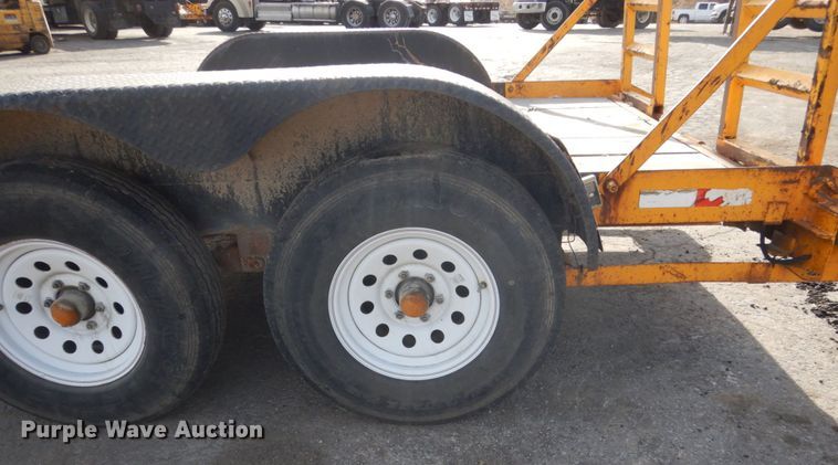 image for item KO9788 1979 Carr  Equipment trailer