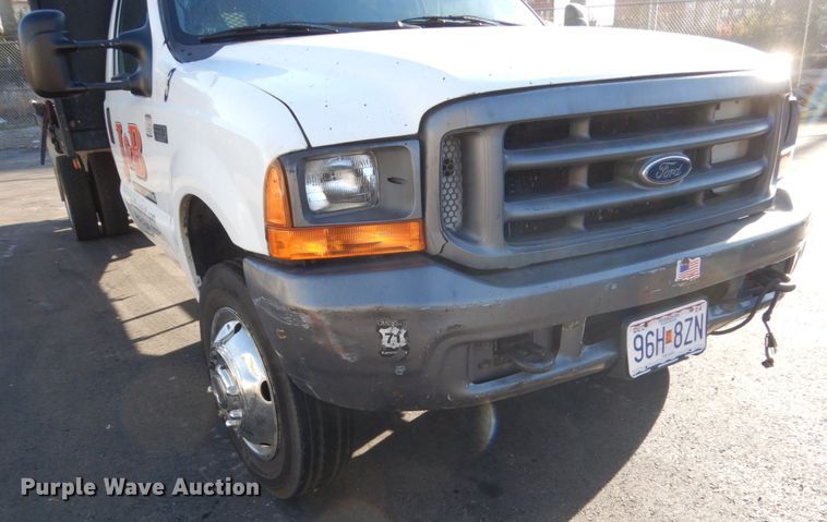 image for item KO9789 2000 Ford F550 Super Duty  flatbed truck