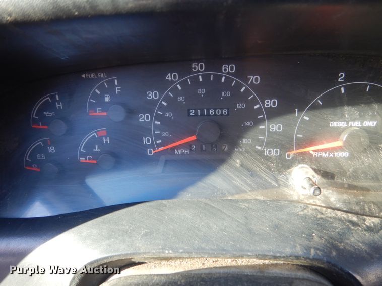 image for item KO9789 2000 Ford F550 Super Duty  flatbed truck