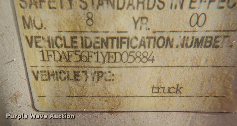 image for item KO9789 2000 Ford F550 Super Duty  flatbed truck