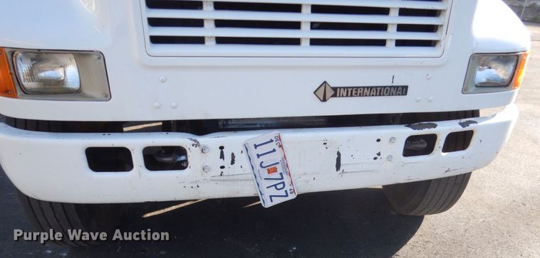 image for item KO9791 2001 International 4700  Crew Cab dump truck