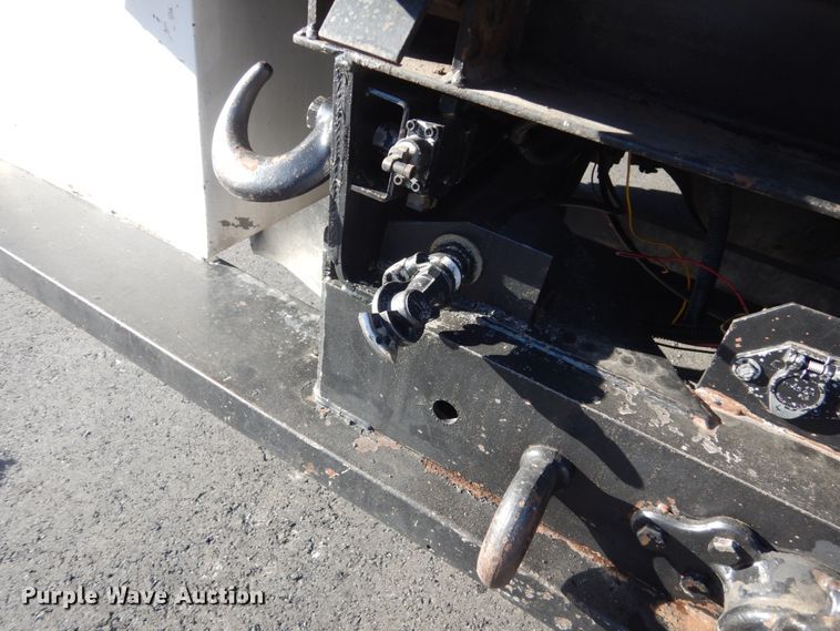 image for item KO9791 2001 International 4700  Crew Cab dump truck