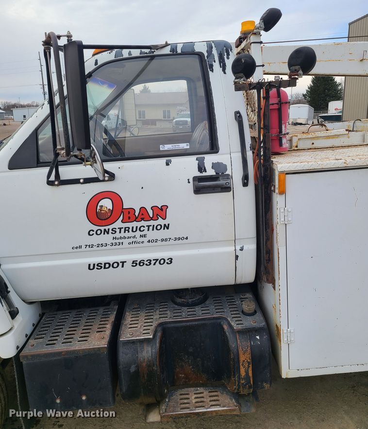 image for item KO9793 1990 GMC Top Kick C7000  utility / service truck