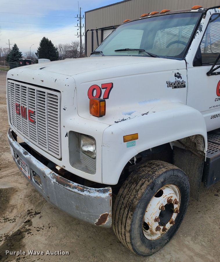 image for item KO9793 1990 GMC Top Kick C7000  utility / service truck