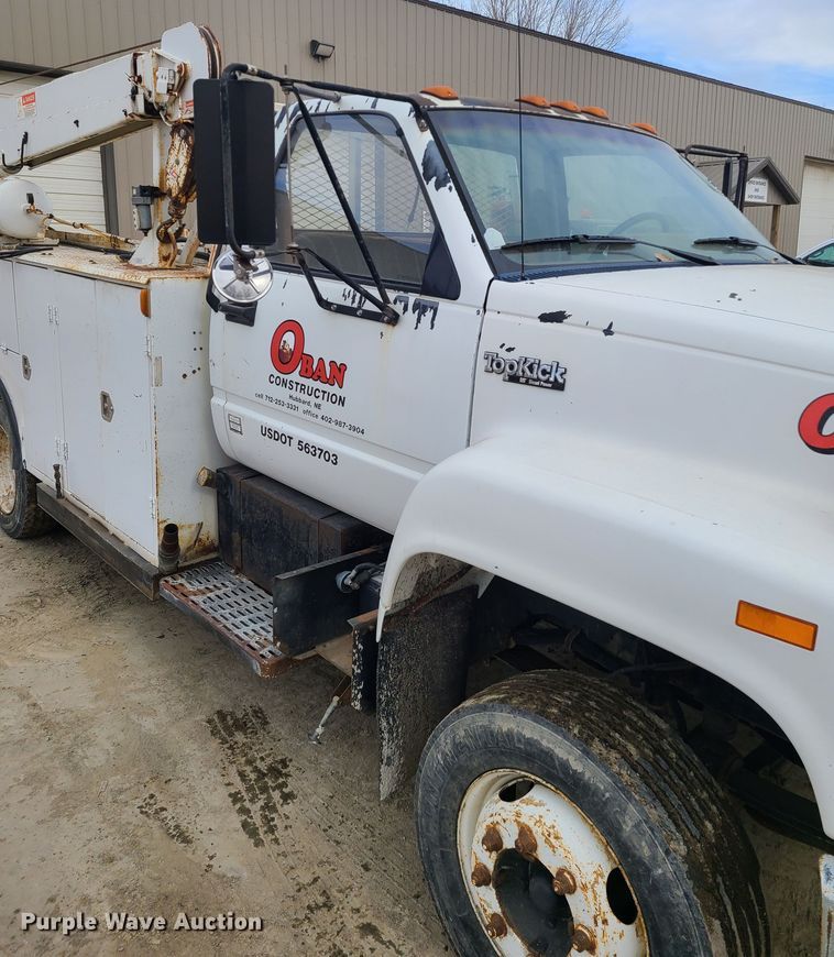 image for item KO9793 1990 GMC Top Kick C7000  utility / service truck