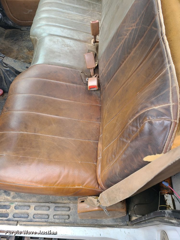 image for item KO9793 1990 GMC Top Kick C7000  utility / service truck