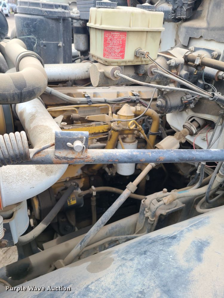 image for item KO9793 1990 GMC Top Kick C7000  utility / service truck